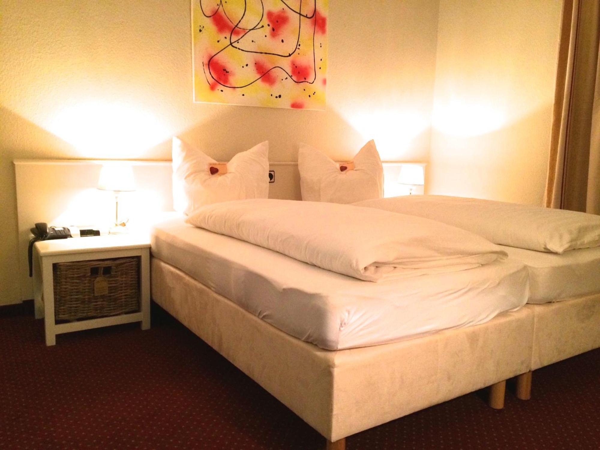 Hotel Waldkur Leer Luaran gambar