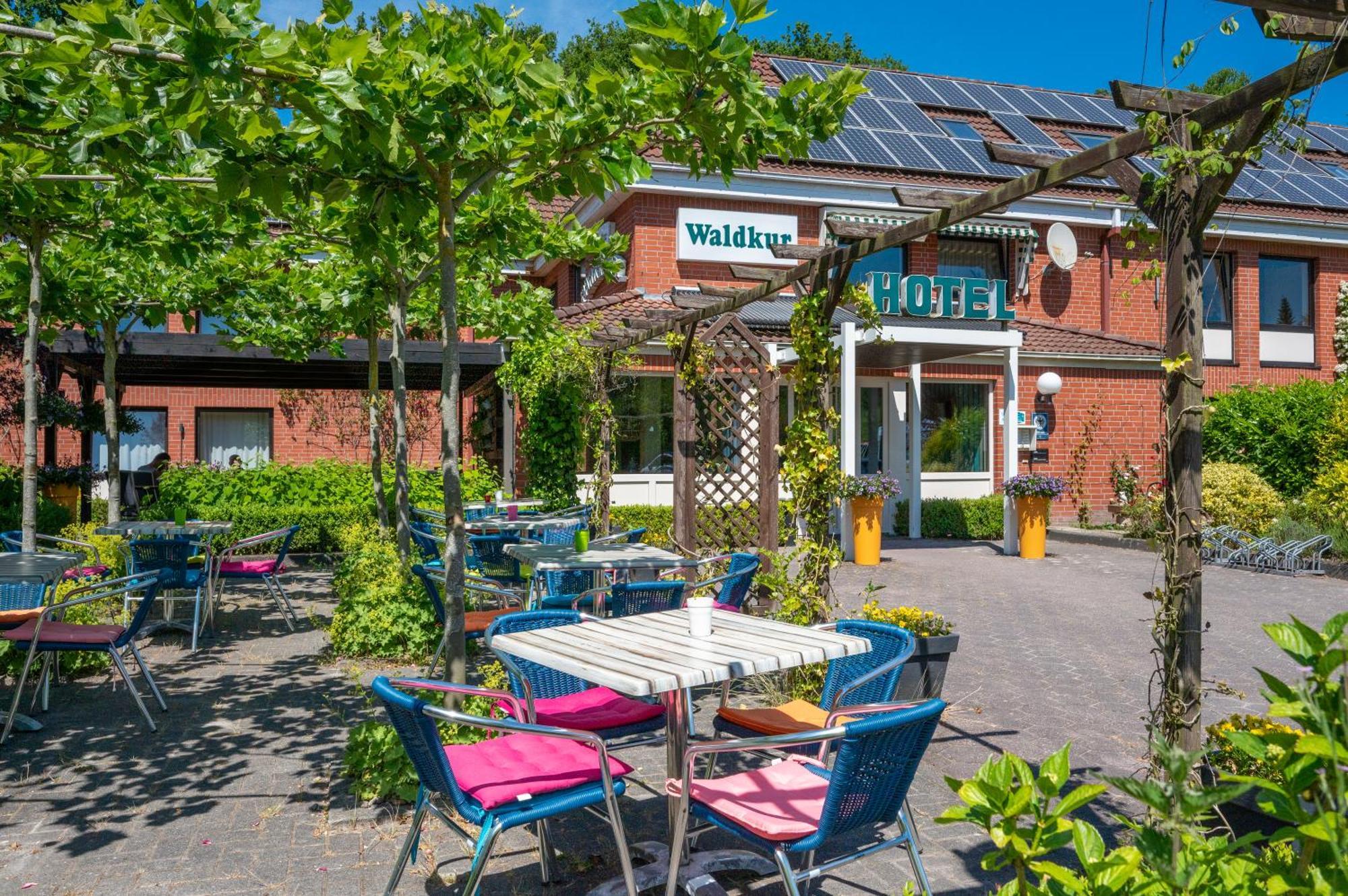 Hotel Waldkur Leer Luaran gambar